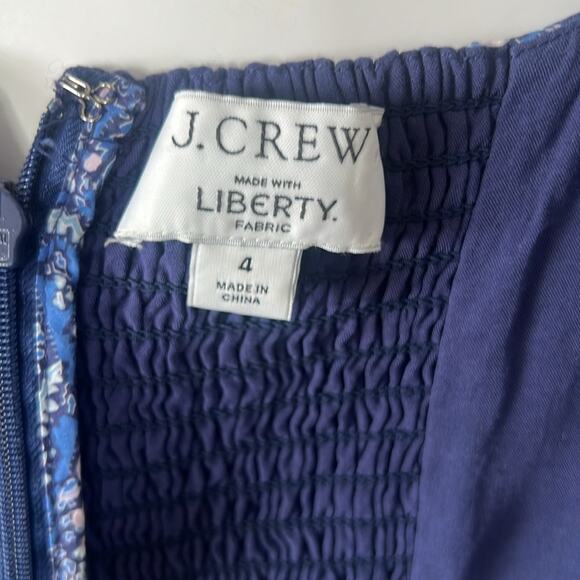 J.CREW LIBERTY FABRIC SWEETHEART SMOCKED FLORAL PUFF SLEEVES DRESS SIZE 4 - Picture 4 of 10